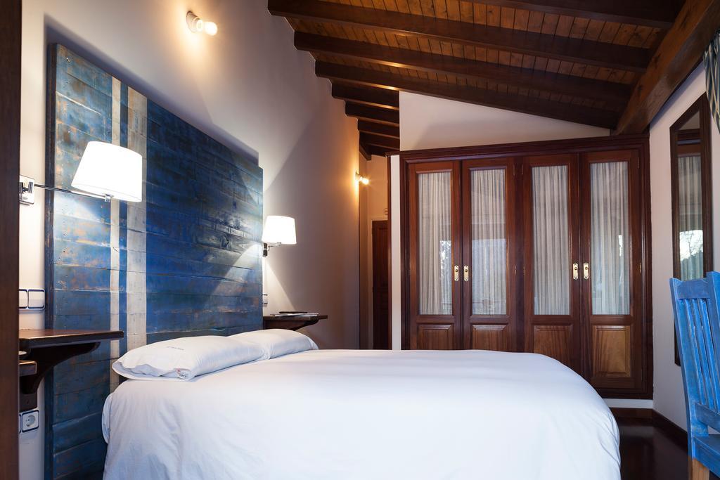Hotel Restaurante Cabo Vidio Овиньяна Номер фото