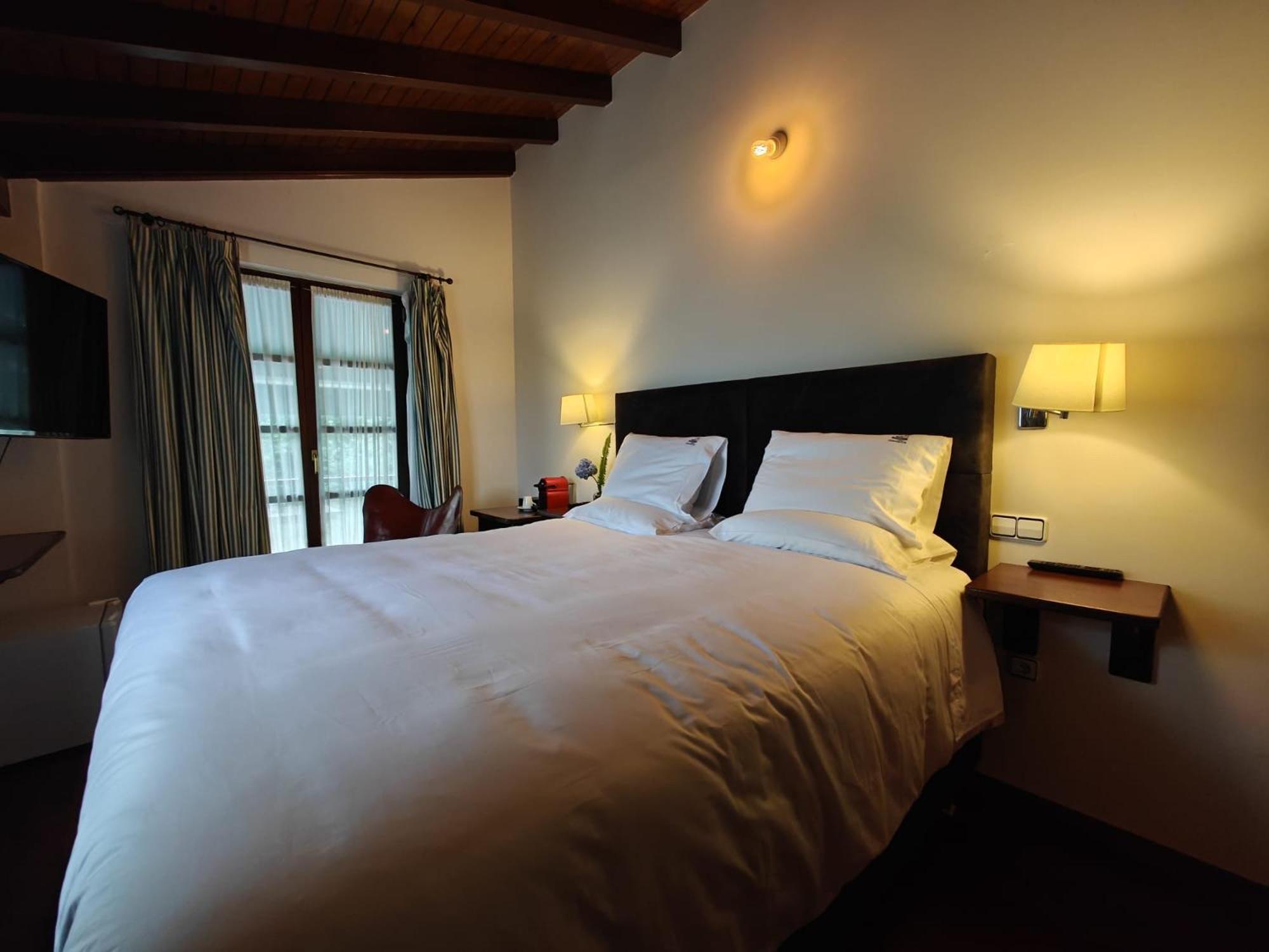 Hotel Restaurante Cabo Vidio Овиньяна Экстерьер фото